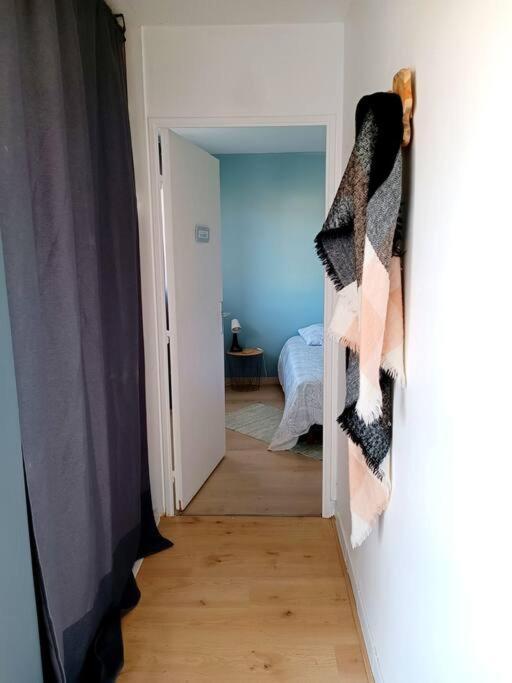 Appartement Le Cosy Plein Centre Avec Terrasse à Meximieux Extérieur photo